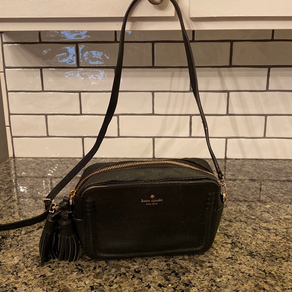 Kate Spade crossbody 8x6 with shoulder strap